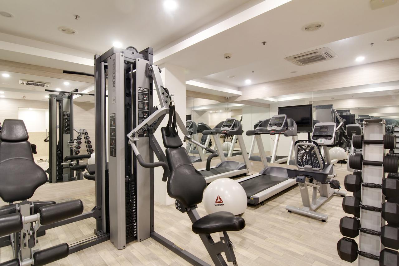 Lemon Tree Hotel, Banjara Hills, Hyderabad Bagian luar foto